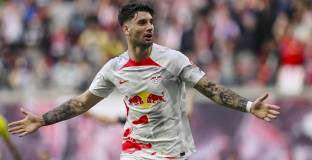 Ливърпул активира опцията за Собослай