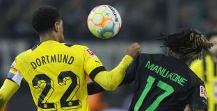 Борусия Мюнхенгладбах разби Дортмунд