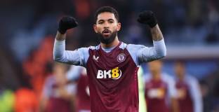 Астън Вила е готов за раздяла с Дъглас Луис