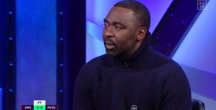 Коул разкритикува стила на Ман Юнайтед