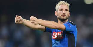 Барселона се отказала от Мертенс през зимата