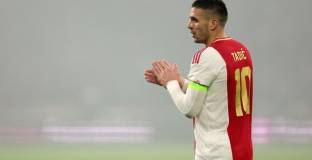 Душан Тадич напусна Аякс