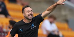 Дюгари за Де Дзерби: Пет загуби в 12 мача са много