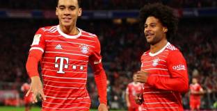  Мусиала: На 