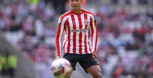 Джоб Белингам отказа на Айнтрахт след посещение на базата 