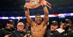 Джошуа подписа тригодишен договор със Sky Sports 