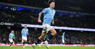 О'Райли замени Рийс Джеймс в националния отбор на Англия 