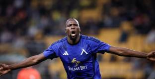 Левски продължи по пътя към титлата с победа над Ботев Пловдив 