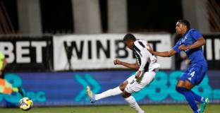 Драма на „Герена“: Левски измъкна победата срещу Локо (Пд) в 88-ата минута