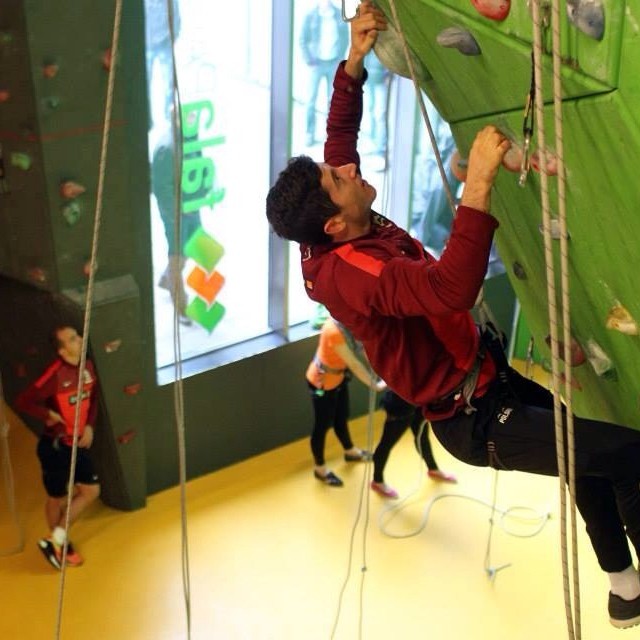 Левандовски и съотборниците му от националния отбор се отдадоха на скално катерене преди контролата със Словакия