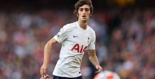 Реал Сосиедад се интересува от нападател на Тотнъм