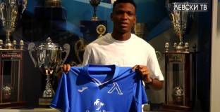 Абдулахи Шеху е напуснал Левски заради заплата си