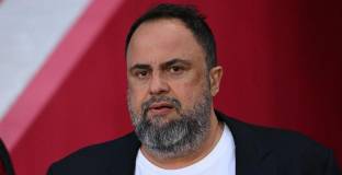 Маринакис се оттегли от управлението на Форест