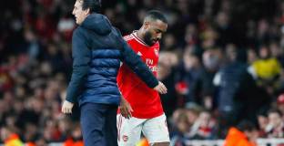 Лаказет лайкна пост за уволнение на Емери 