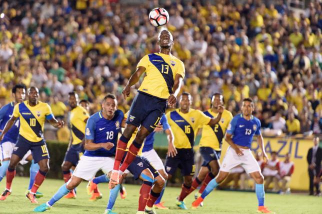 Еквадор взе първи две точки от Бразилия (видео)