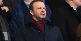 Юнайтед: Не очаквайте трансферите, за които пишат