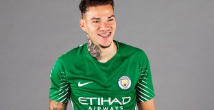 Пеп: Едерсон бие много добри аутове