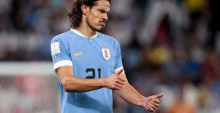 Кавани обяви, че прекратява футболната си кариера