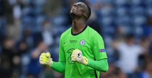 Менди стана първият африкански вратар, играл на финал в ШЛ