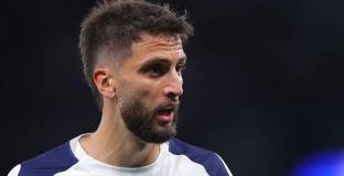 Бентанкур претърпя операция 