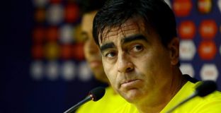 Еквадор уволни Кинтерос 