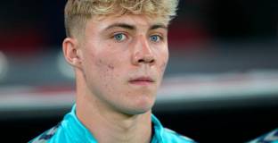 Хьойлунд ще играе срещу Ливърпул