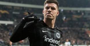 Айнтрахт - Марсилия 4:0