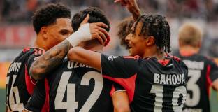 Айнтрахт - Вердер Бремен 4:1 