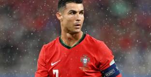 Пиърс: Съотборниците на Роналдо не му вярват 