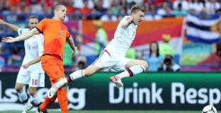 Бендтнер стана жертва на въоръжено нападение