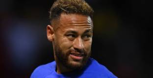 Пирес: Неймар е плачливо бебе 