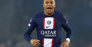 Саркози: Не съм играл роля в оставането на Мбапе