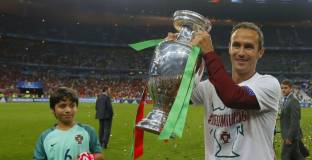  Карвальо влезе в щаба на Мартинес 