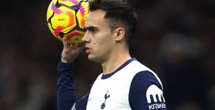 Регилон стана съотборник на Меси