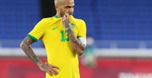 Дани Алвеш бе осъден на 4.5 години 