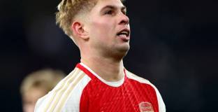 Фулъм се разбра с Арсенал за Смит -Роу