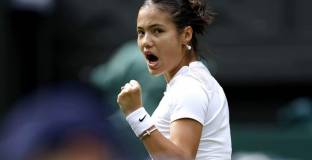 Радукану се справи със Сакари и се класира за 4-я кръг на „Уимбълдън”