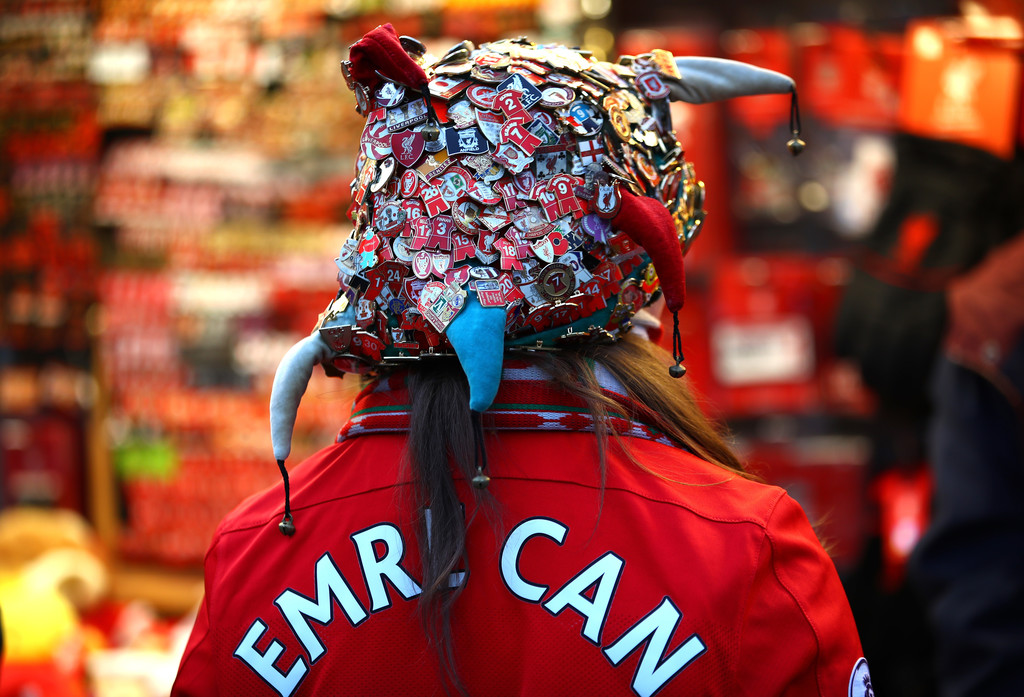 Фен на Емре Джан. 