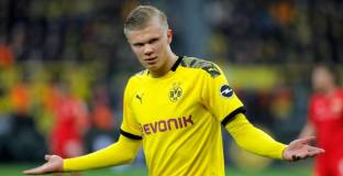 Юнайтед е готов да се бори с Реал за Холанд