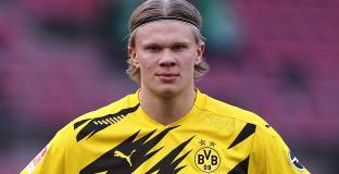 Челси започна преговори с Борусия Д. за Холанд