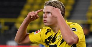 Борусия е готова да продаде Санчо, но не и Холанд