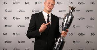 Бърли: Холанд трябва да спечели ЗТ, но журналистите ще гласуват за Меси