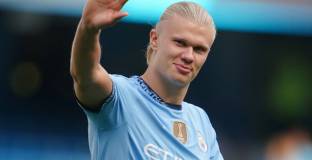 Разкриха приоритета на Холанд, след като нападателя отхвърли изгоден договор 