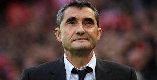 Валверде намекна за още нови в Барса