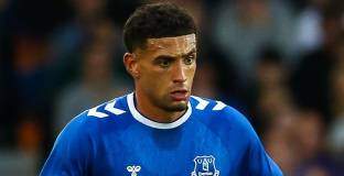 Евертън загуби Годфри за три месеца 