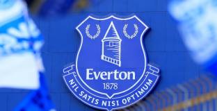 Евертън е готов да се раздели със спортния директор