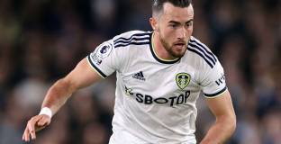 Евертън обяви, че четирима напускат