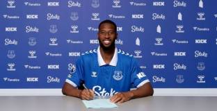 Евертън привлече нападател на Удинезе 