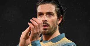 Евертън напредва в преговорите за Грилиш 