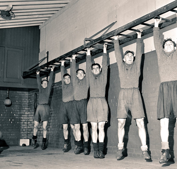 1946 година. Тренировка в Евертън. 